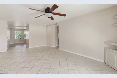 423 W Horseshoe Avenue, Gilbert, AZ 85233 - Photo 10