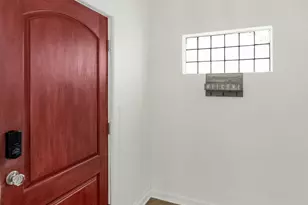 114 W Windsor Ave, Phoenix, AZ 85003 - Photo 2