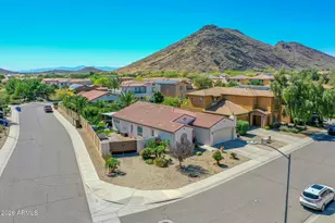 25604 N 51st Dr, Phoenix, AZ 85083 - Photo 46