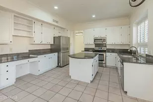 5610 W Gail Dr, Chandler, AZ 85226 - Photo 36