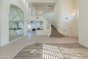 5610 W Gail Dr, Chandler, AZ 85226 - Photo 8