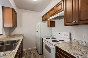 1346 E Mountain View Rd, Phoenix, AZ 85020 - Photo 20