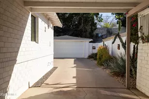1517 E Pinchot Ave, Phoenix, AZ 85014 - Photo 8