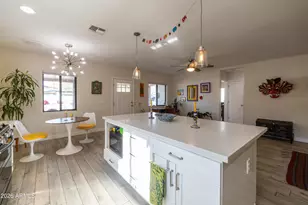 1517 E Pinchot Ave, Phoenix, AZ 85014 - Photo 24