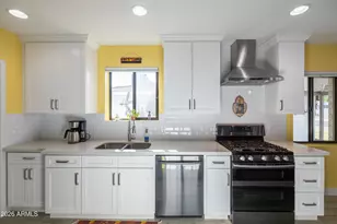 1517 E Pinchot Ave, Phoenix, AZ 85014 - Photo 20