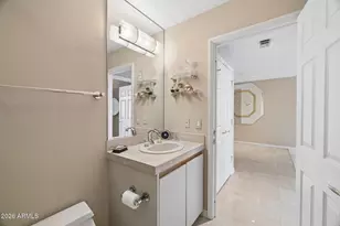 1040 E Osborn Rd, Phoenix, AZ 85014 - Photo 18