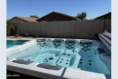 18129 W Desert Lane, Surprise, AZ 85388 - Photo 14