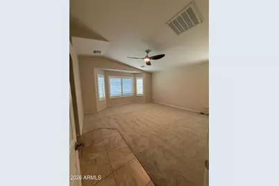 18129 W Desert Lane, Surprise, AZ 85388 - Photo 10