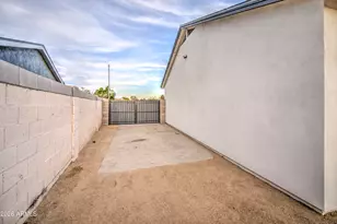 19854 N 29th St, Phoenix, AZ 85050 - Photo 38