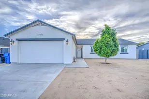 19854 N 29th St, Phoenix, AZ 85050 - Photo 4