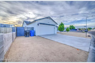 19854 N 29th Street, Phoenix, AZ 85050 - Photo 1