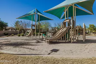 1397 E Glacier Pl, Chandler, AZ 85249 - Photo 36