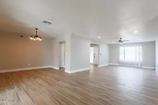 1817 E Alameda Dr, Tempe, AZ 85282 - Photo 4