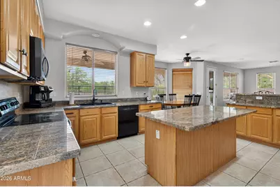 9719 E Navarro Avenue, Mesa, AZ 85209 - Photo 6