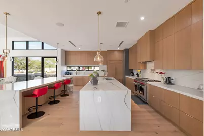 10420 N 64th Place, Paradise Valley, AZ 85253 - Photo 18