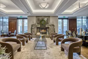 2402 E Esplanade Ln, Phoenix, AZ 85016 - Photo 36