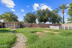 1735 E Bartlett Pl, Chandler, AZ 85249 - Photo 16