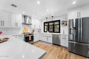 2021 S Saguaro Cir, Mesa, AZ 85202 - Photo 6