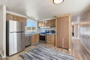 24 W Circle Mountain Rd, New River, AZ 85087 - Photo 4