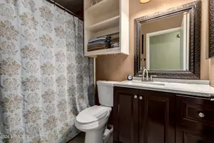 8631 W Fullam St, Peoria, AZ 85382 - Photo 12