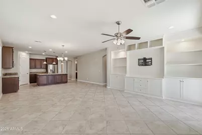 7651 W Molly Drive, Peoria, AZ 85383 - Photo 8