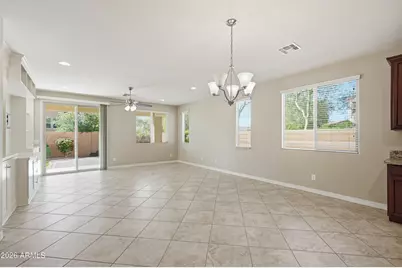 7651 W Molly Drive, Peoria, AZ 85383 - Photo 6