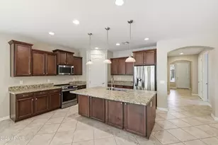 7651 W Molly Dr, Peoria, AZ 85383 - Photo 10