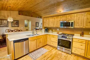 925 Wild Horse Rd, Show Low, AZ 85901 - Photo 12