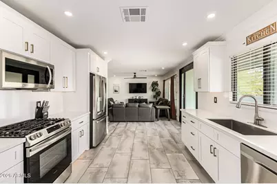 7906 E Kimsey Lane, Scottsdale, AZ 85257 - Photo 12