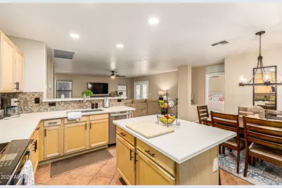 43714 W Rio Grande Drive, Maricopa, AZ 85138 - Photo 14