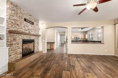 202 E Rock Wren Drive, San Tan Valley, AZ 85143 - Photo 12