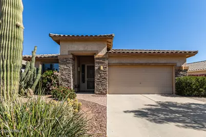 202 E Rock Wren Drive, San Tan Valley, AZ 85143 - Photo 2