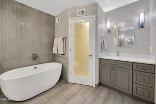 960 W Knowles Cir, Mesa, AZ 85210 - Photo 20