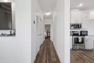 22454 W Steel Horse Rd, Congress, AZ 85332 - Photo 16