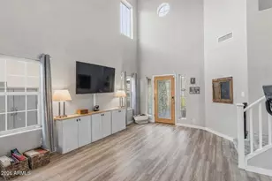 15938 W Port Royale Ln, Surprise, AZ 85379 - Photo 8