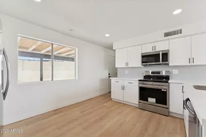 9554 E Dallas Street, Mesa, AZ 85207 - Photo 10