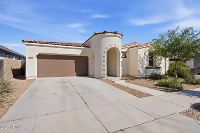 22462 E Camina Plata Avenue, Queen Creek, AZ 85142 - Photo 2