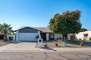 2143 W Eugie Ave, Phoenix, AZ 85029 - Photo 1