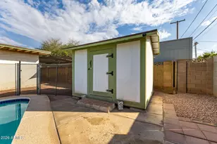 8042 N 28th Ave, Phoenix, AZ 85051 - Photo 30