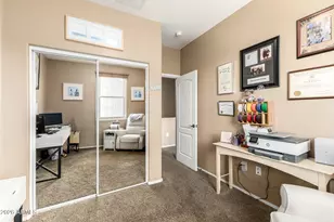 2744 S Pewter Dr, Gilbert, AZ 85295 - Photo 26