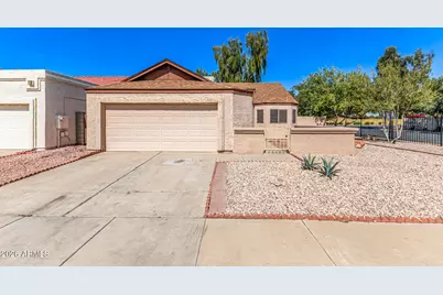 6530 W North Lane, Glendale, AZ 85302 - Photo 2