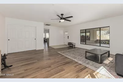 42811 N 21st Street, New River, AZ 85087 - Photo 14