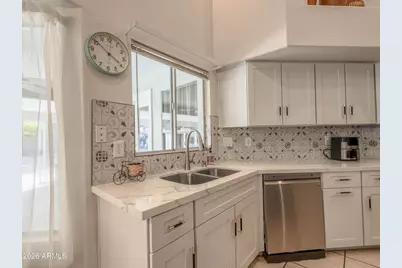 4889 W Carla Vista Court, Chandler, AZ 85226 - Photo 10