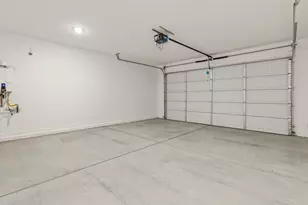 22637 W Pontiac Dr, Surprise, AZ 85387 - Photo 10