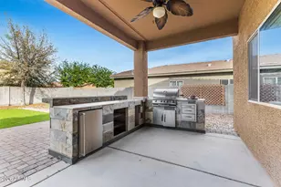 1016 W Basswood Ave, San Tan Valley, AZ 85140 - Photo 22