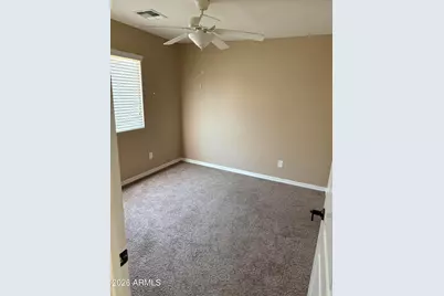 1016 W Basswood Avenue, San Tan Valley, AZ 85140 - Photo 10