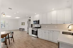 840 E Ocotillo Rd, Phoenix, AZ 85014 - Photo 8