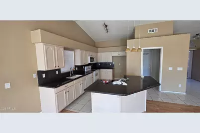 9163 W Davis Road, Peoria, AZ 85382 - Photo 2