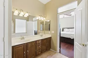 1645 E Orangewood St, Gilbert, AZ 85296 - Photo 20