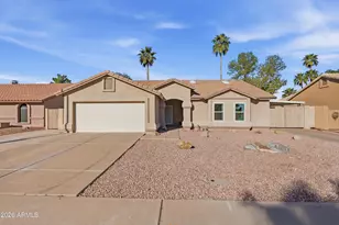546 S 26th St, Mesa, AZ 85204 - Photo 1